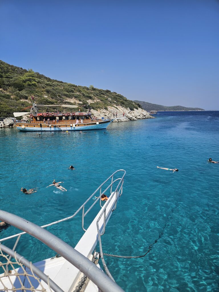 Swimming spot on Orak Island 