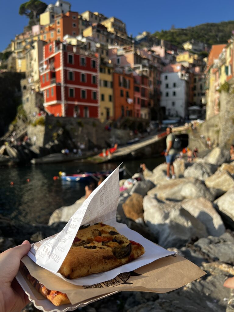 focaccia with the view of Riomaggiore harbour 